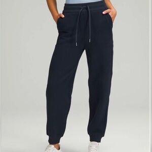 Lululemon Scuba Fleece Jogger Sweatpants True Navy size 4